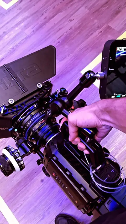 Eduardo Auricchio on set