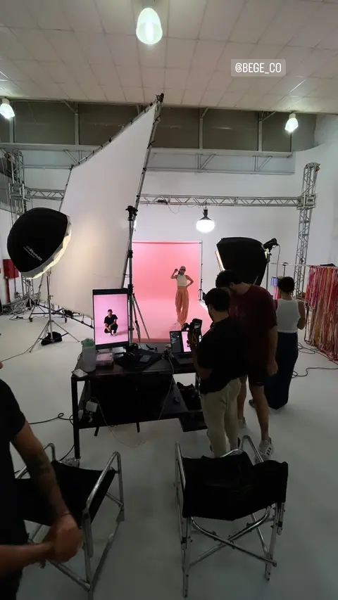 Eduardo Auricchio on set