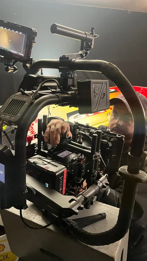 Eduardo Auricchio on set