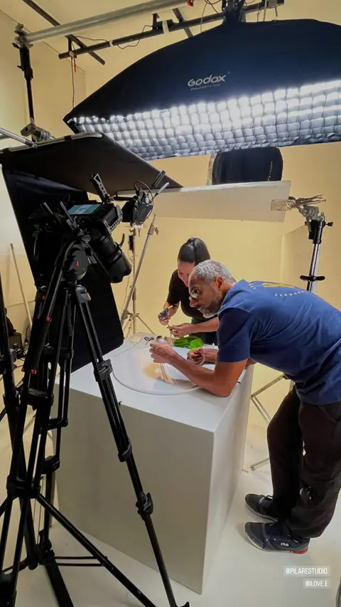 Eduardo Auricchio on set