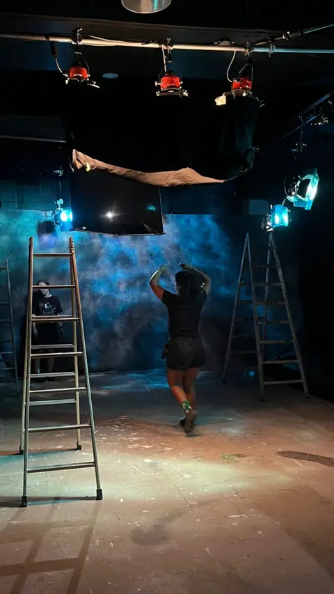 Eduardo Auricchio on set