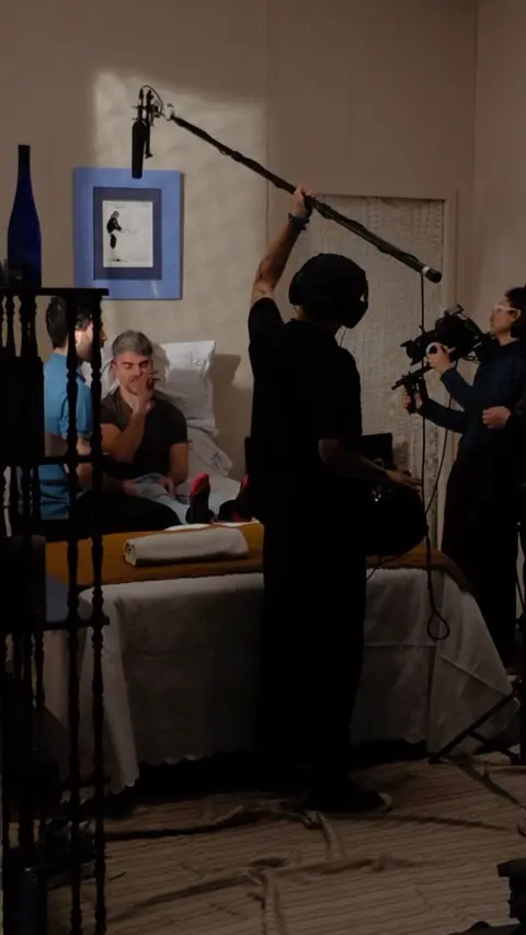 Eduardo Auricchio on set