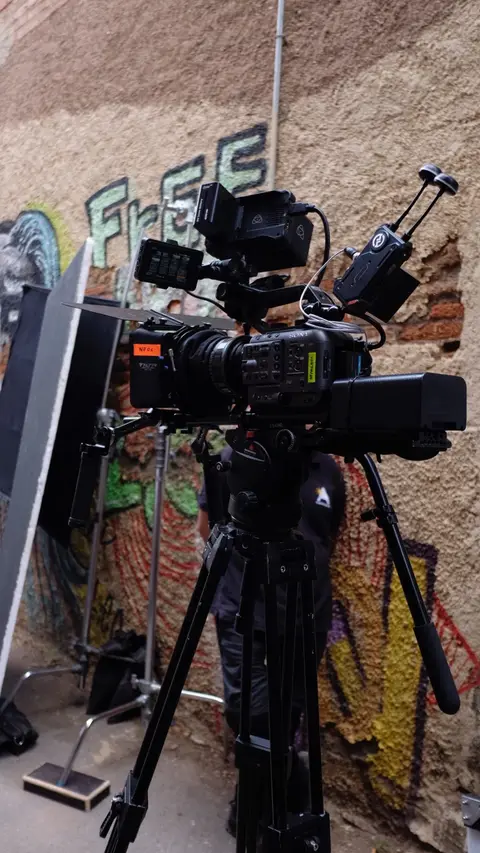 Eduardo Auricchio on set