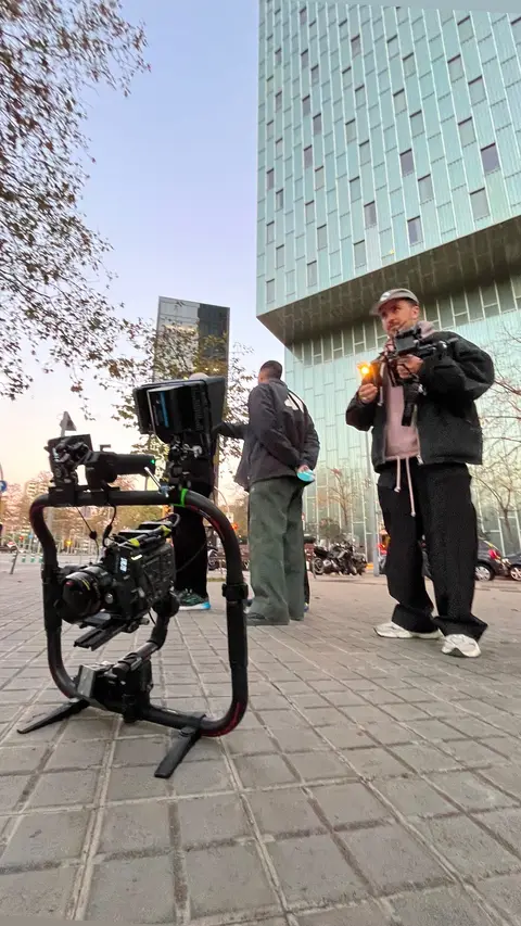 Eduardo Auricchio on set