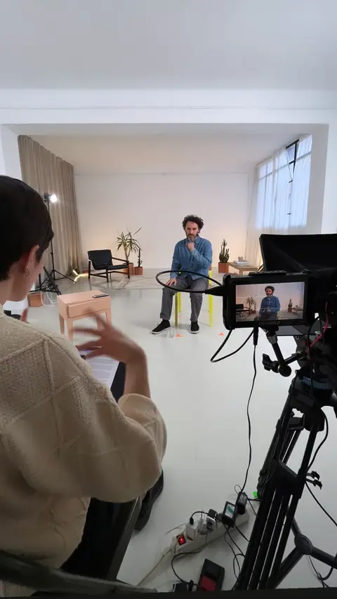 Eduardo Auricchio on set