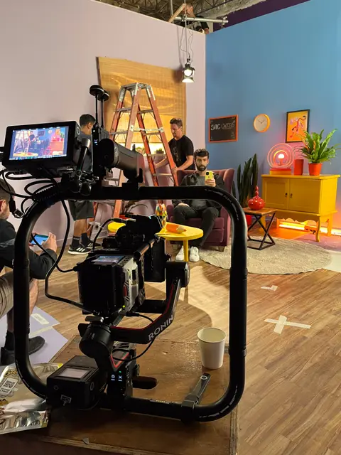 Eduardo Auricchio on set