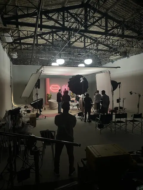 Eduardo Auricchio on set