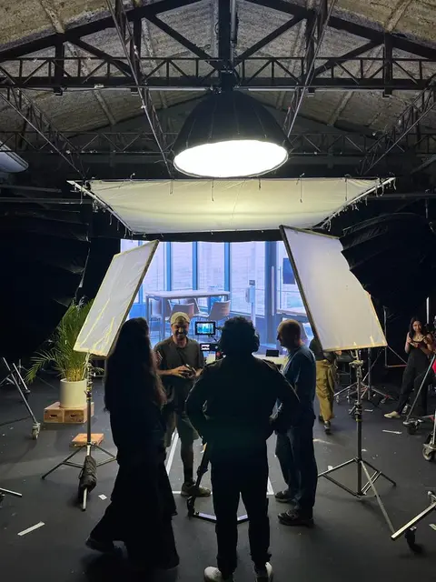 Eduardo Auricchio on set